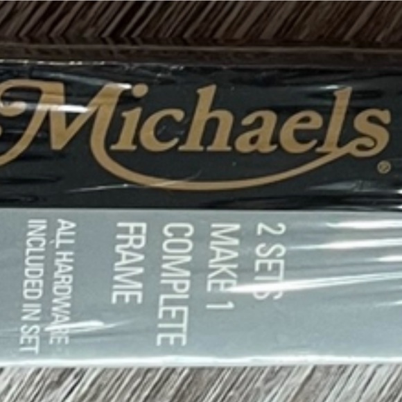 NWOT “Michaels Sectional Frame Kit” perfect to customize your fav Pic….16” X 14” - Picture 12 of 12